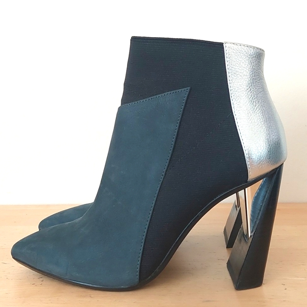 United Nude Pointed Toe Heeled Ankle Boots